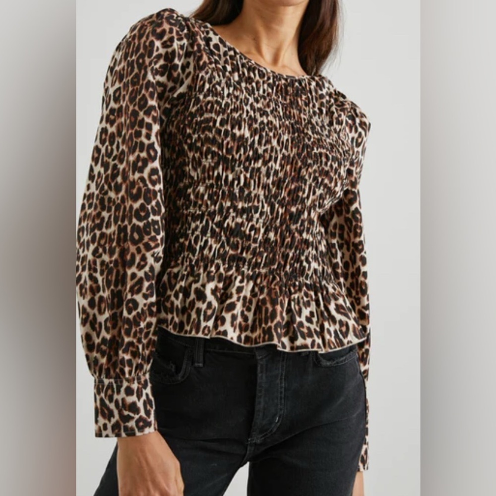 Rails Tabi Nala Smocked Peplum Long Sleeve Top Leopard Size Large